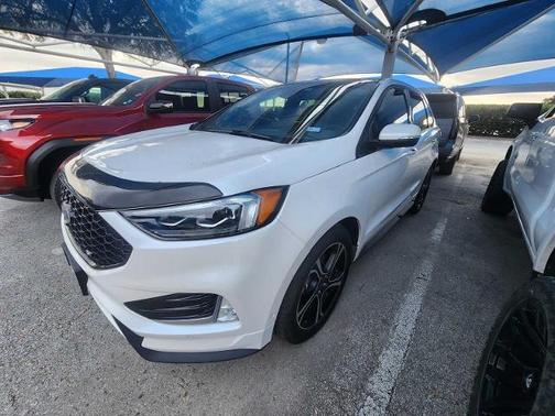 White Platinum Metallic Tri-Coat 2019 Ford Edge ST