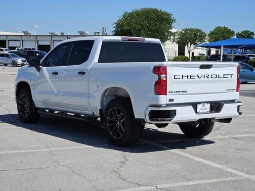 Summit White 2026 Chevrolet Silverado 1500 Custom