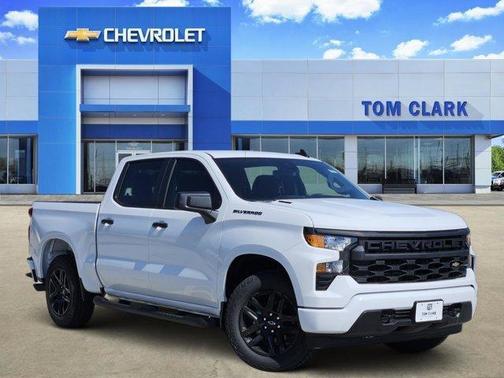 Summit White 2026 Chevrolet Silverado 1500 Custom
