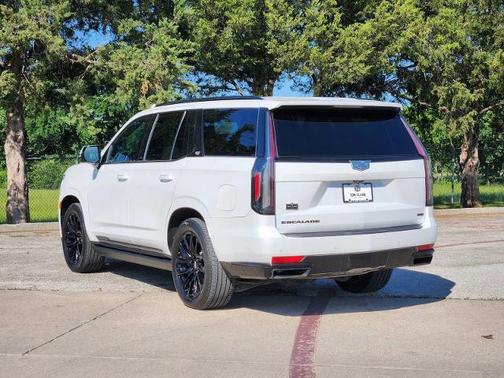 Crystal White Tricoat 2021 Cadillac Escalade Sport