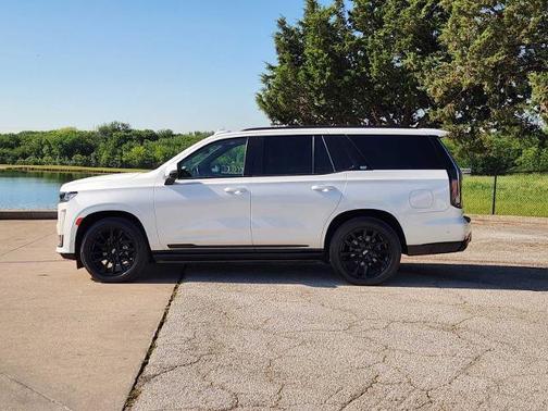 Crystal White Tricoat 2021 Cadillac Escalade Sport