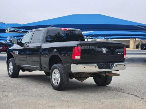 2018 RAM 2500 Tradesman Crew Cab 4x4 6'4' Box