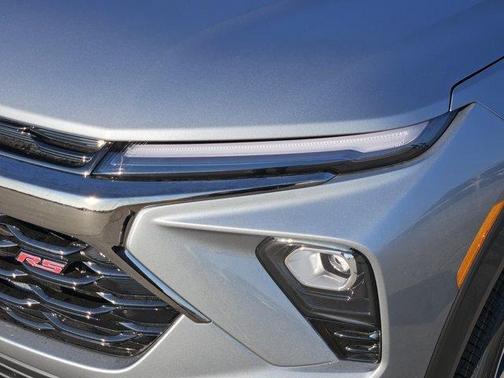 Sterling Gray Metallic 2026 Chevrolet Trailblazer RS