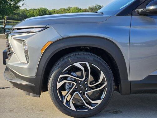 Sterling Gray Metallic 2026 Chevrolet Trailblazer RS