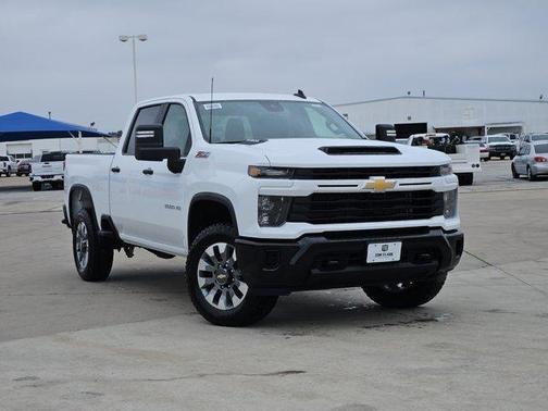 2026 Chevrolet Silverado 2500 Custom
