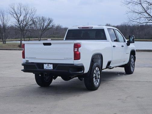 2026 Chevrolet Silverado 2500 Custom