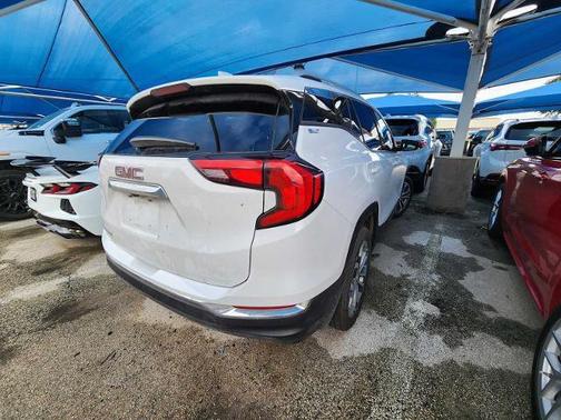 Summit White 2020 GMC Terrain SLT