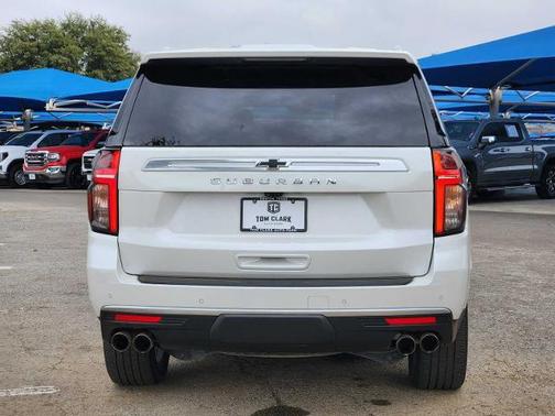 2023 Chevrolet Suburban 4WD High Country