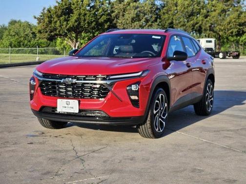 Apex Red 2026 Chevrolet Trax FWD 2RS