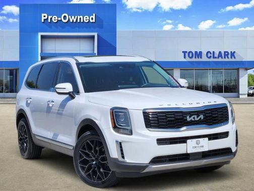 Glacial White Pearl 2022 Kia Telluride S