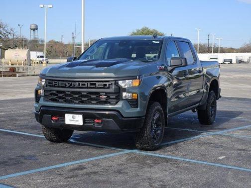 Cypress Gray 2026 Chevrolet Silverado 1500 Custom Trail Boss