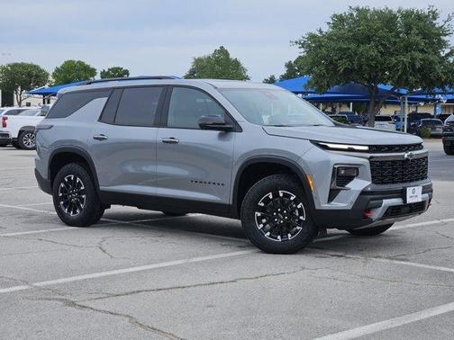 Sterling Gray Metallic 2026 Chevrolet Traverse AWD Z71