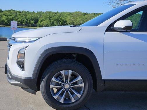 Summit White 2026 Chevrolet Equinox 1LT