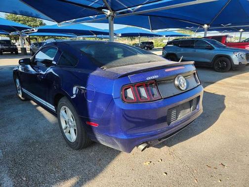 Black 2013 Ford Mustang V6