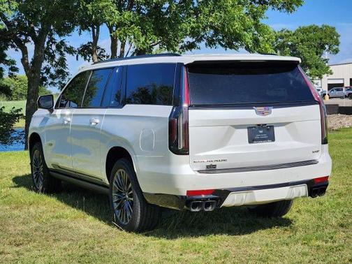 Crystal White Tricoat 2023 Cadillac Escalade ESV V-Series