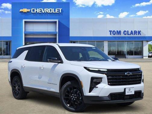 Summit White 2026 Chevrolet Traverse LT