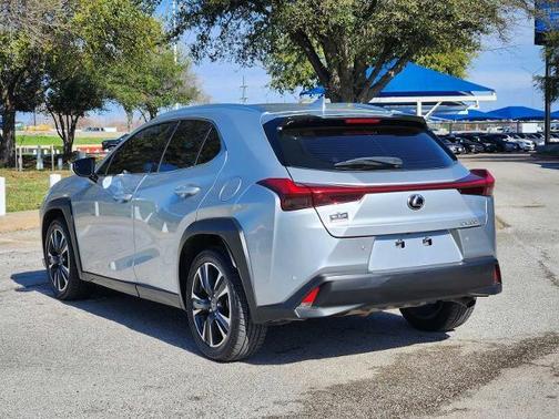 2020 Lexus UX 200 Base