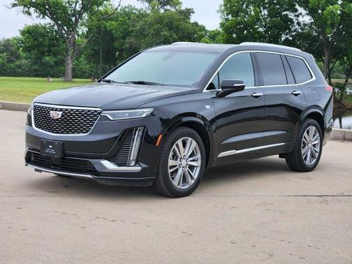 Stellar Black Metallic 2023 Cadillac XT6 Premium Luxury FWD