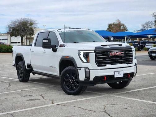 2024 GMC Sierra 2500 AT4