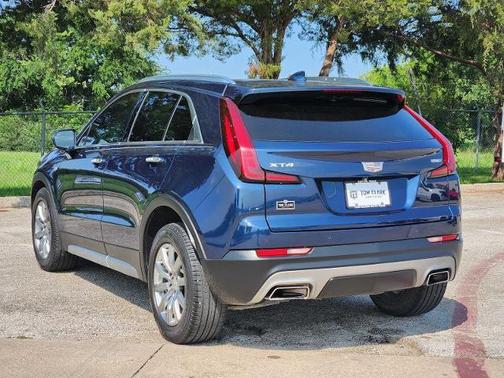 Twilight Blue Metallic 2020 Cadillac XT4 Premium Luxury