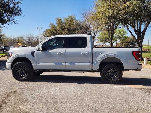 Avalanche 2023 Ford F-150 XL