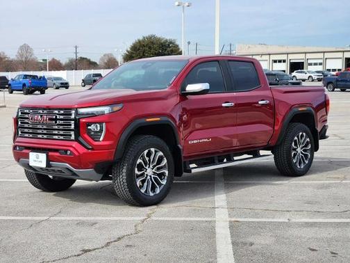 2025 GMC Canyon Denali
