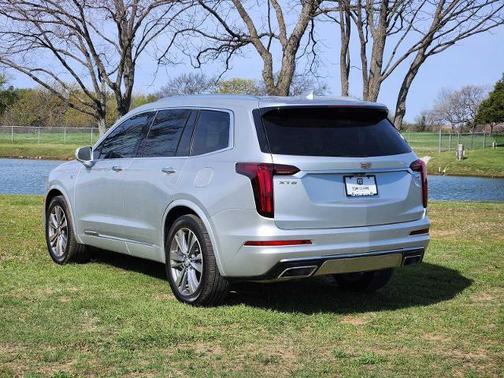 2020 Cadillac XT6 Premium Luxury FWD
