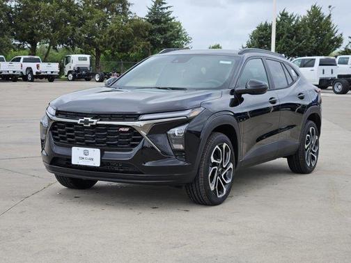 Mosaic Black Metallic 2026 Chevrolet Trax FWD 2RS
