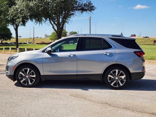 Sterling Gray Metallic 2024 Chevrolet Equinox Premier w/1LZ