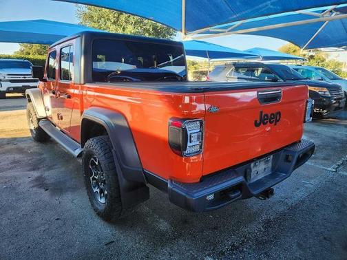 Punkn Metallic Clearcoat 2020 Jeep Gladiator Sport S