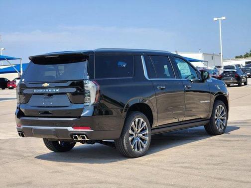 2026 Chevrolet Suburban High Country, 4WD