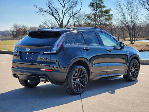 Stellar Black Metallic 2022 Cadillac XT4 Sport