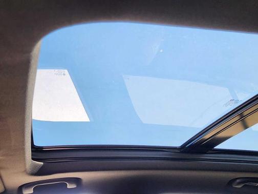 Stellar Black Metallic 2022 Cadillac XT4 Sport