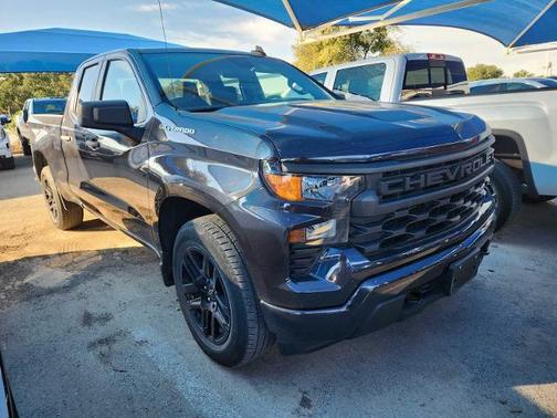 Dark Ash Metallic 2023 Chevrolet Silverado 1500 Custom
