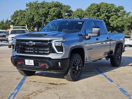 Sterling Gray Metallic 2026 Chevrolet Silverado 2500 LT
