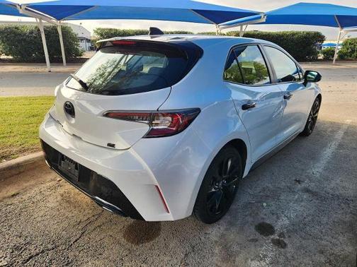 Super White 2021 Toyota Corolla SE