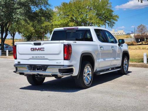 Summit White 2021 GMC Sierra 1500 SLT