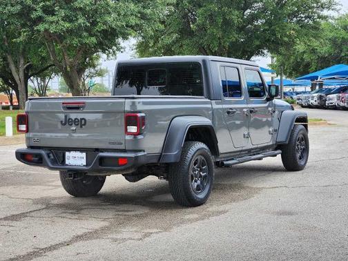 Sting-Gray Clearc 2021 Jeep Gladiator Sport