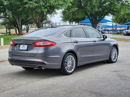 Sterling Gray Met 2014 Ford Fusion SE
