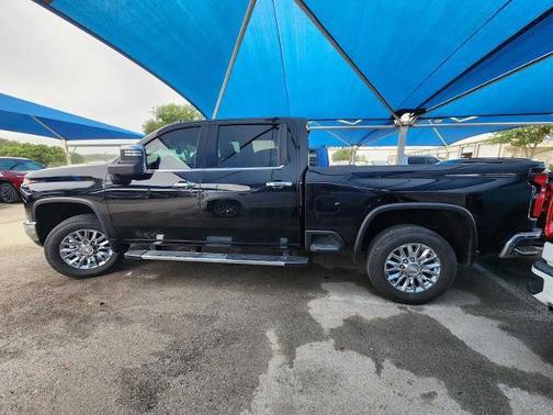 Black 2024 Chevrolet Silverado 2500 LTZ