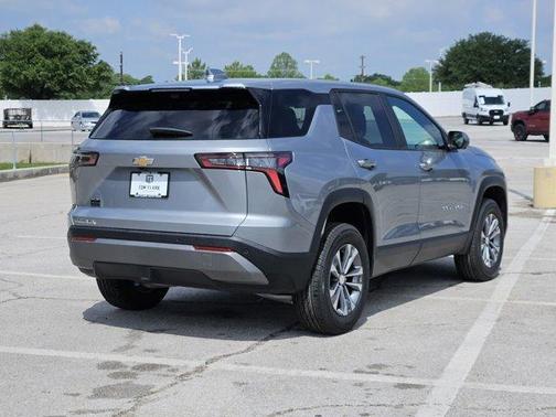 Sterling Gray Metallic 2026 Chevrolet Equinox 1LT