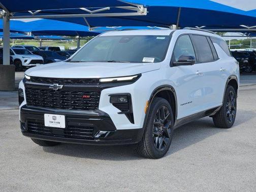 Polar White Tricoat 2026 Chevrolet Traverse RS