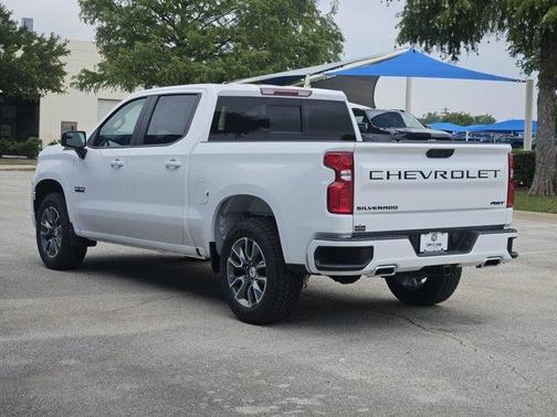 Summit White 2026 Chevrolet Silverado 1500 RST