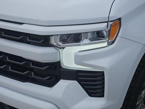 Summit White 2026 Chevrolet Silverado 1500 RST