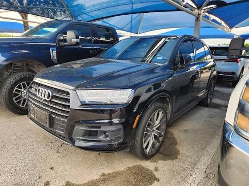 Black 2019 Audi Q7 55 Prestige