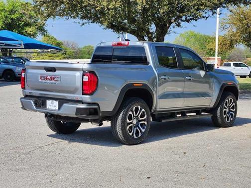 Sterling Metallic 2023 GMC Canyon AT4