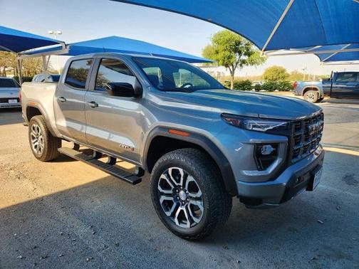 Sterling Metallic 2023 GMC Canyon AT4