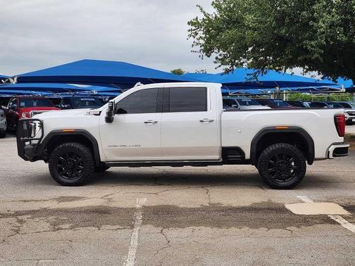 White Frost Tricoat 2024 GMC Sierra 2500 Denali