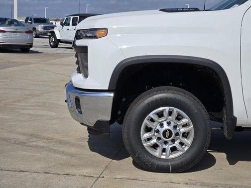 2025 Chevrolet Silverado 2500 WT