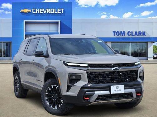 Sandstone Gray 2026 Chevrolet Traverse AWD Z71